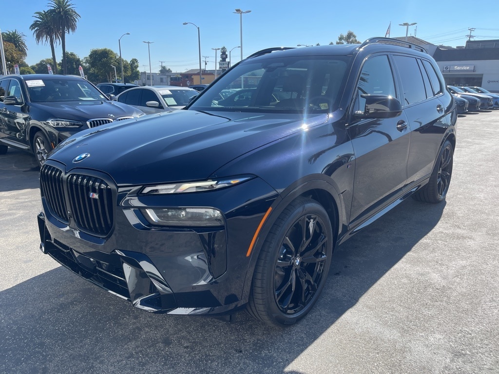 New 2026 BMW X7 M60i SUV