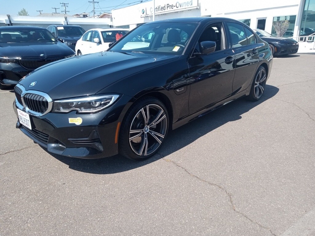 2022 Bmw 330e 3-Series photo 3