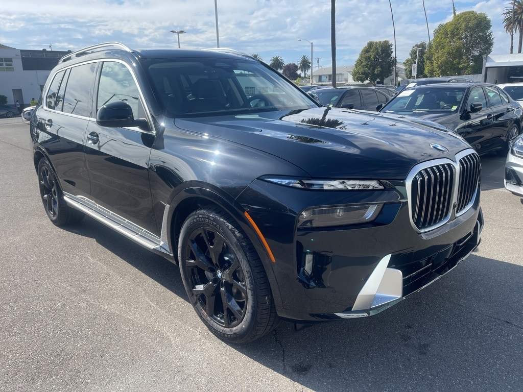 2026 BMW X7 40i's photo
