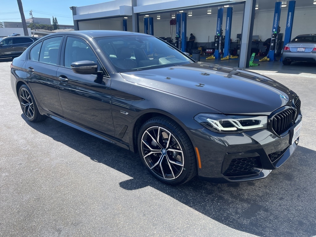 2022 BMW 5 Series 530e