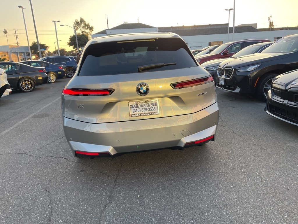 New 2026 BMW iX xDrive60 SUV
