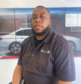 Staff member Patrik Francis from ID_4289fdf92bd4