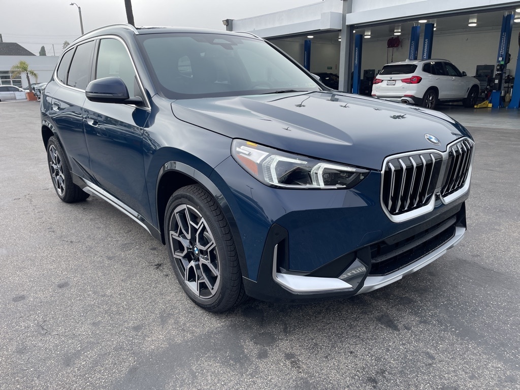 2026 BMW X1 28i's photo