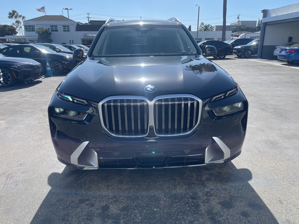 New 2026 BMW X7 xDrive40i SUV