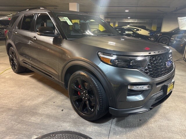 2020 Ford Explorer ST photo 3