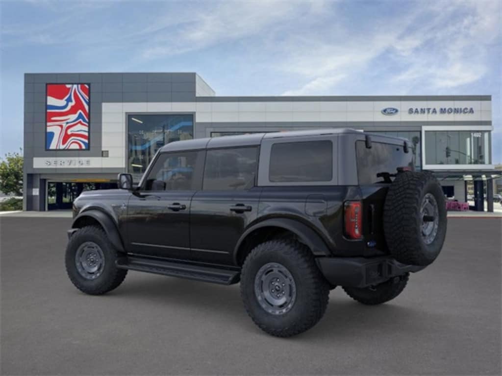 New 2025 Ford Bronco Outer Banks SUV