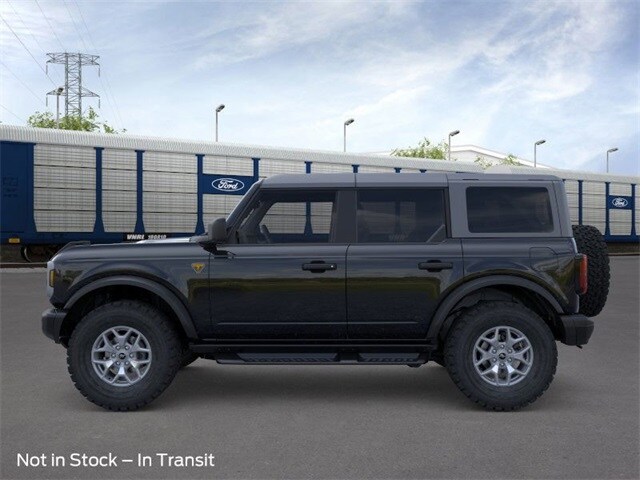 2025 Ford Bronco Badlands photo 3