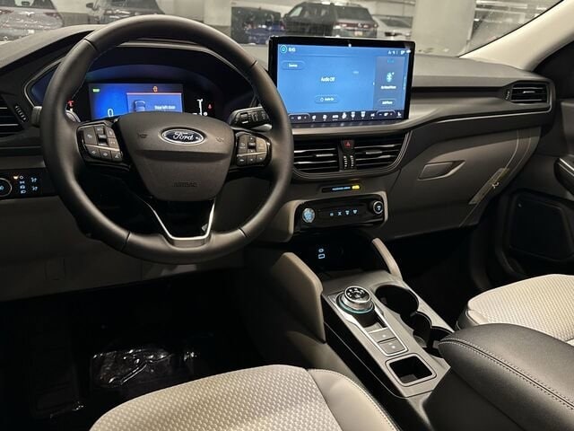 2023 Ford Escape Plug-In Hybrid Base