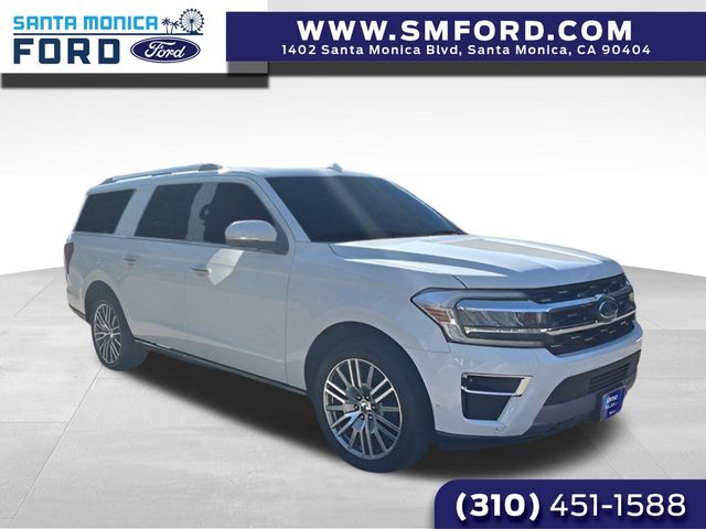 2022 Ford Expedition Limited's photo
