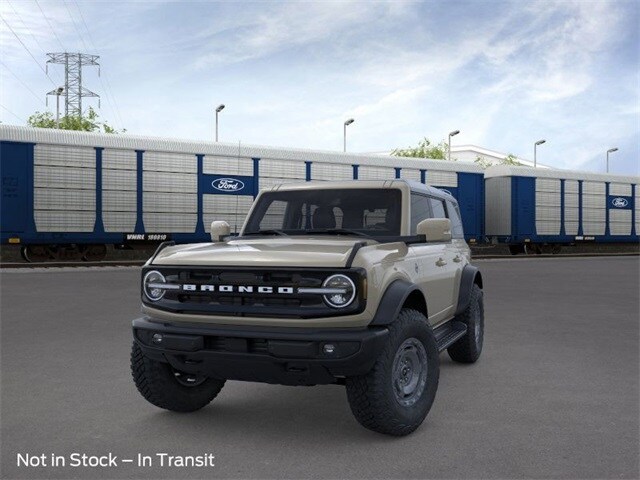 2025 Ford Bronco Outer Banks photo 2