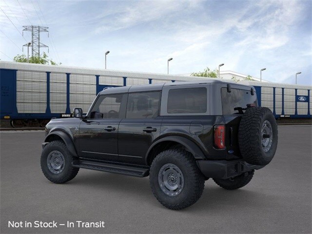 2025 Ford Bronco Outer Banks photo 4