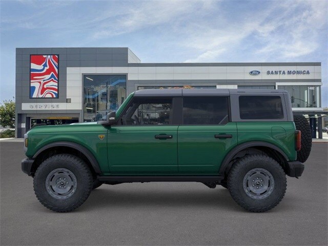 2025 Ford Bronco Badlands photo 3