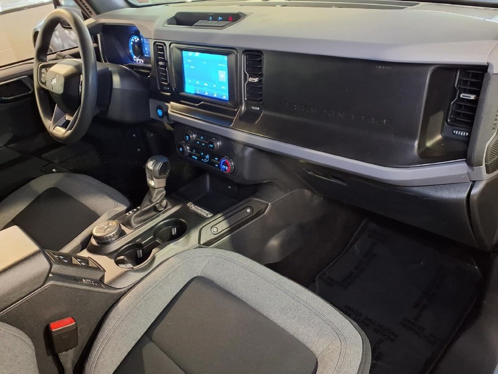 2023 Ford Bronco 4-Door Base - Photo 31