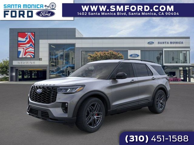 2025 Ford Explorer ST-LINE's photo