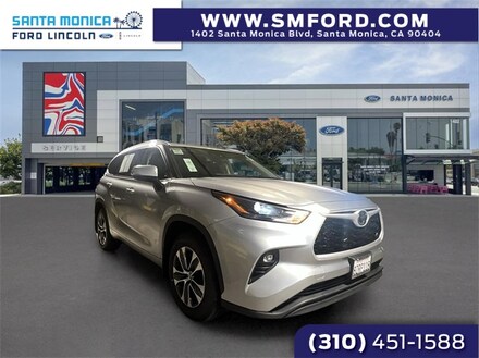 2022 Toyota Highlander XLE SUV