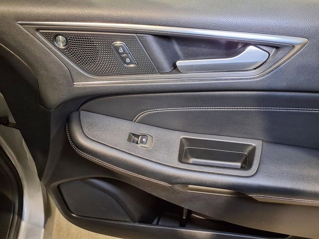 2022 Ford Edge Titanium - Photo 30