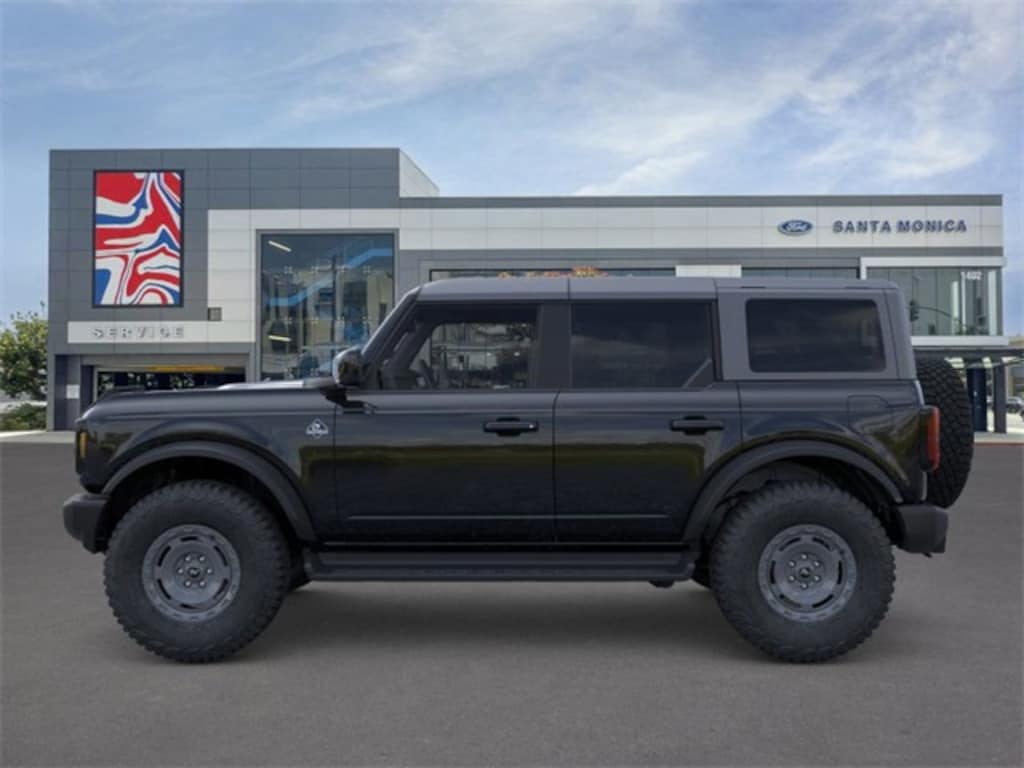 New 2025 Ford Bronco Outer Banks SUV