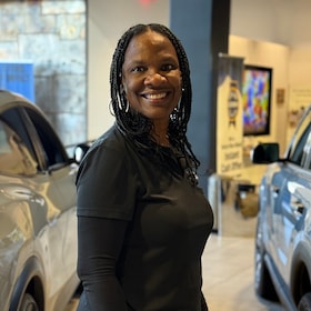 Staff member Marilyn Stevenson from ID_eaf6e935a3e0