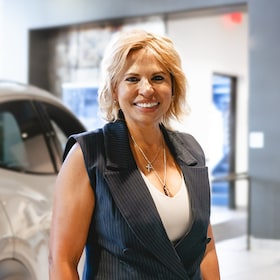 Staff member Wendy Gomez from ID_275162eacefd