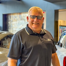 Staff member Jeff Williams from ID_275162eacefd