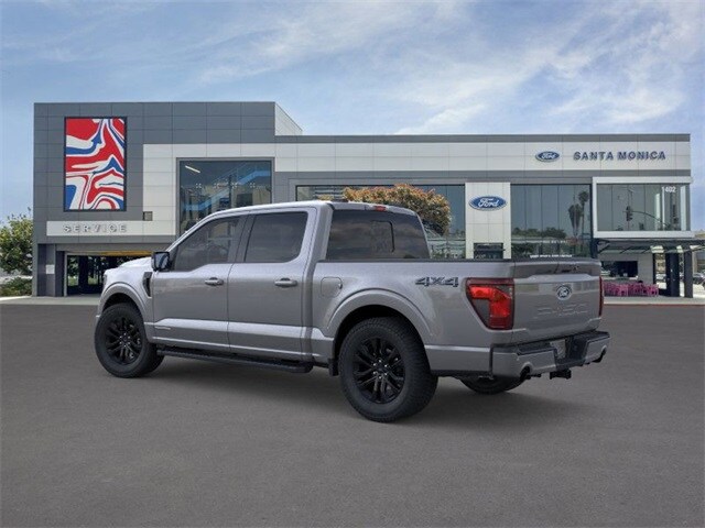 2025 Ford F-150 XLT photo 4