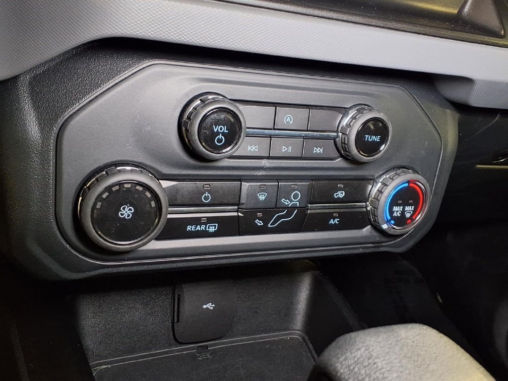 2023 Ford Bronco 4-Door Base - Photo 8