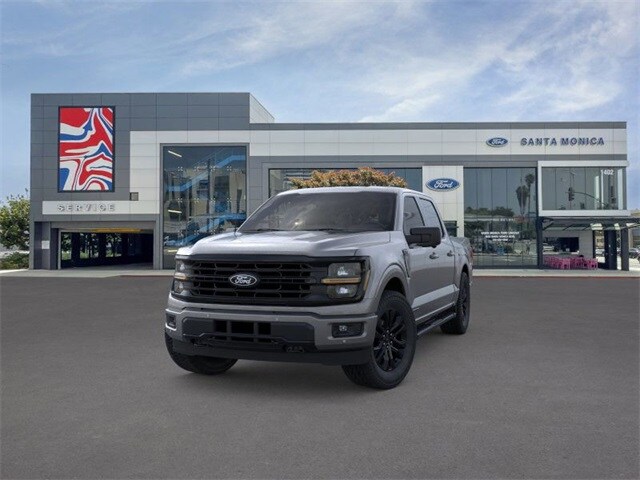 2025 Ford F-150 XLT photo 2