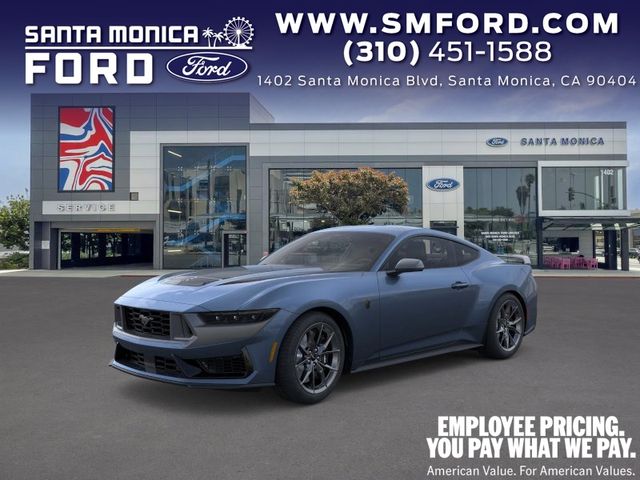 2026 Ford Mustang Dark Horse's photo