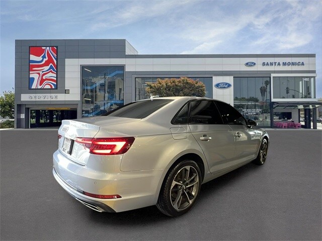 2019 Audi A4 2.0T Premium photo 2