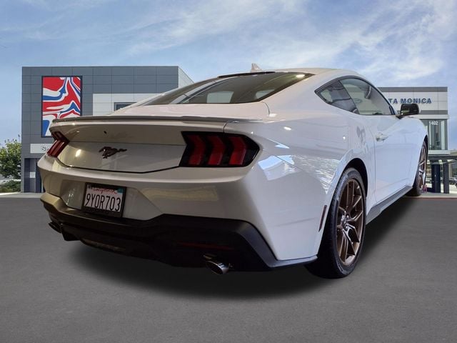 2026 Ford Mustang EcoBoost - Photo 24