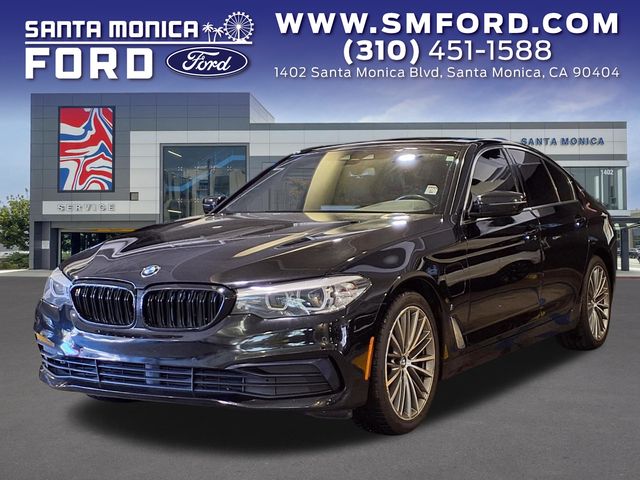 2019 BMW 5 Series 530e iPerformance Sedan's photo