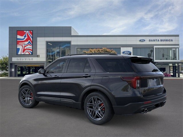 2025 Ford Explorer ST photo 3