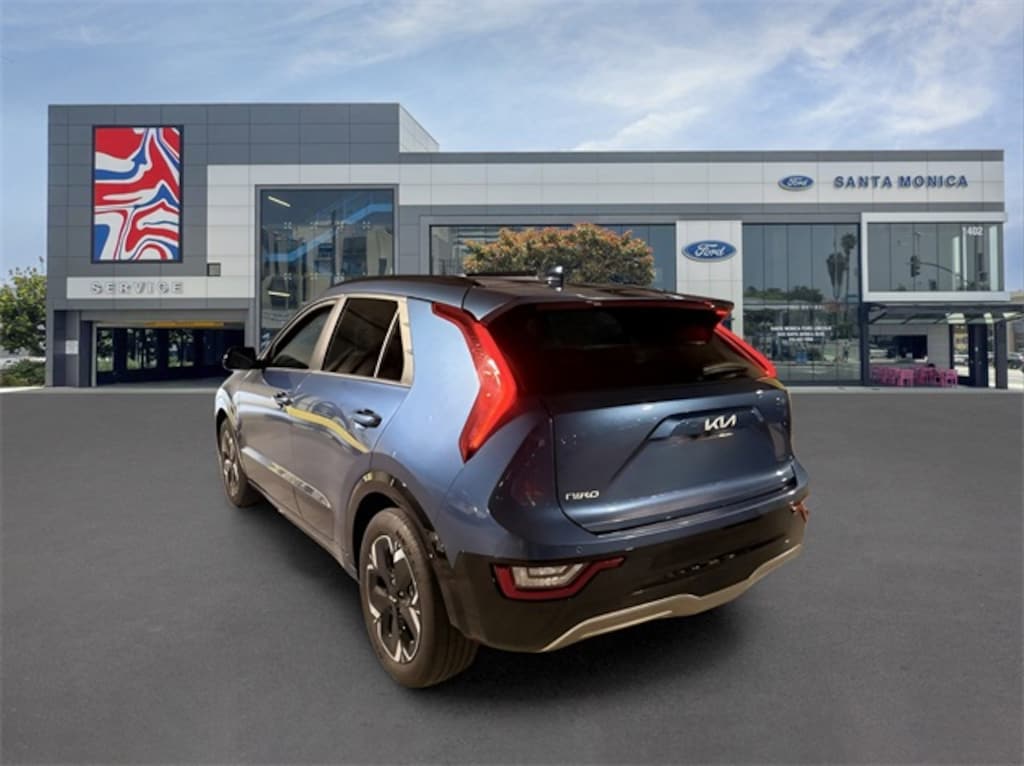Used 2025 Kia Niro EV Wave SUV