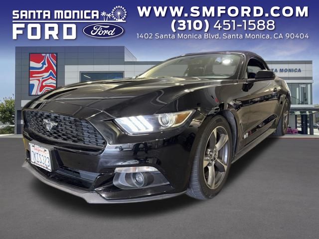 2015 Ford Mustang V6 Convertible's photo