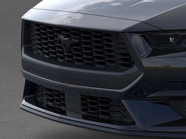 2026 Ford Mustang EcoBoost - Photo 17
