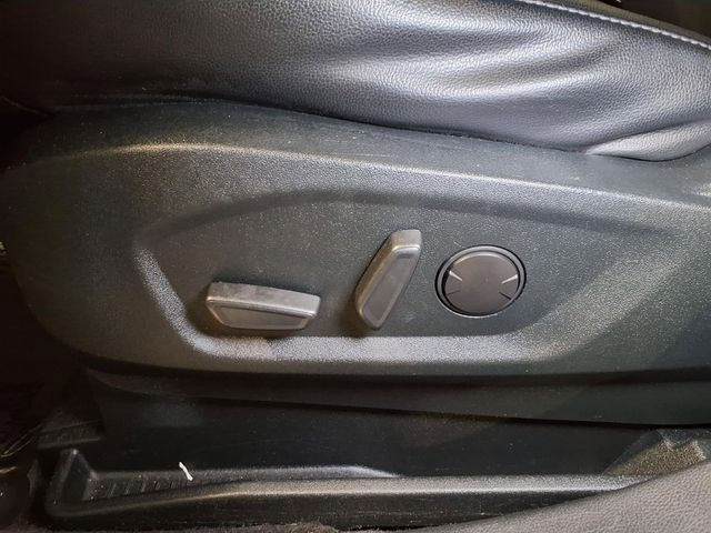 2022 Ford Edge Titanium - Photo 19
