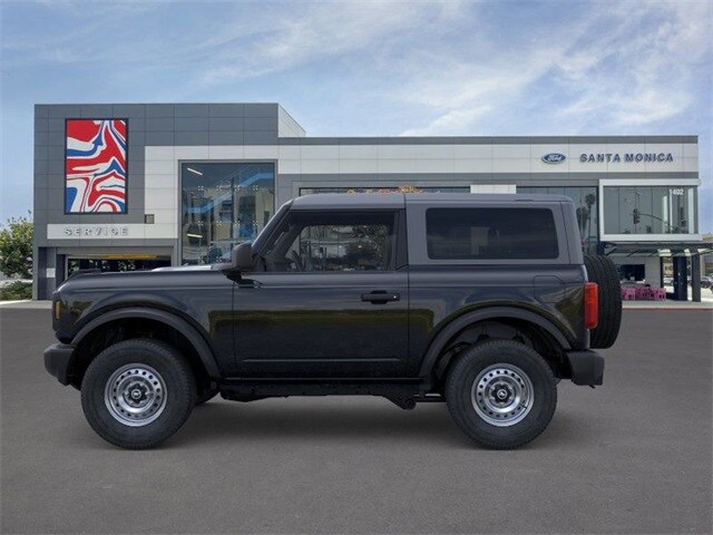 2025 Ford Bronco Base photo 2