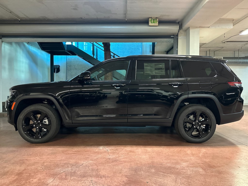 New 2025 Jeep Grand Cherokee L LIMITED 4X4 Sport Utility