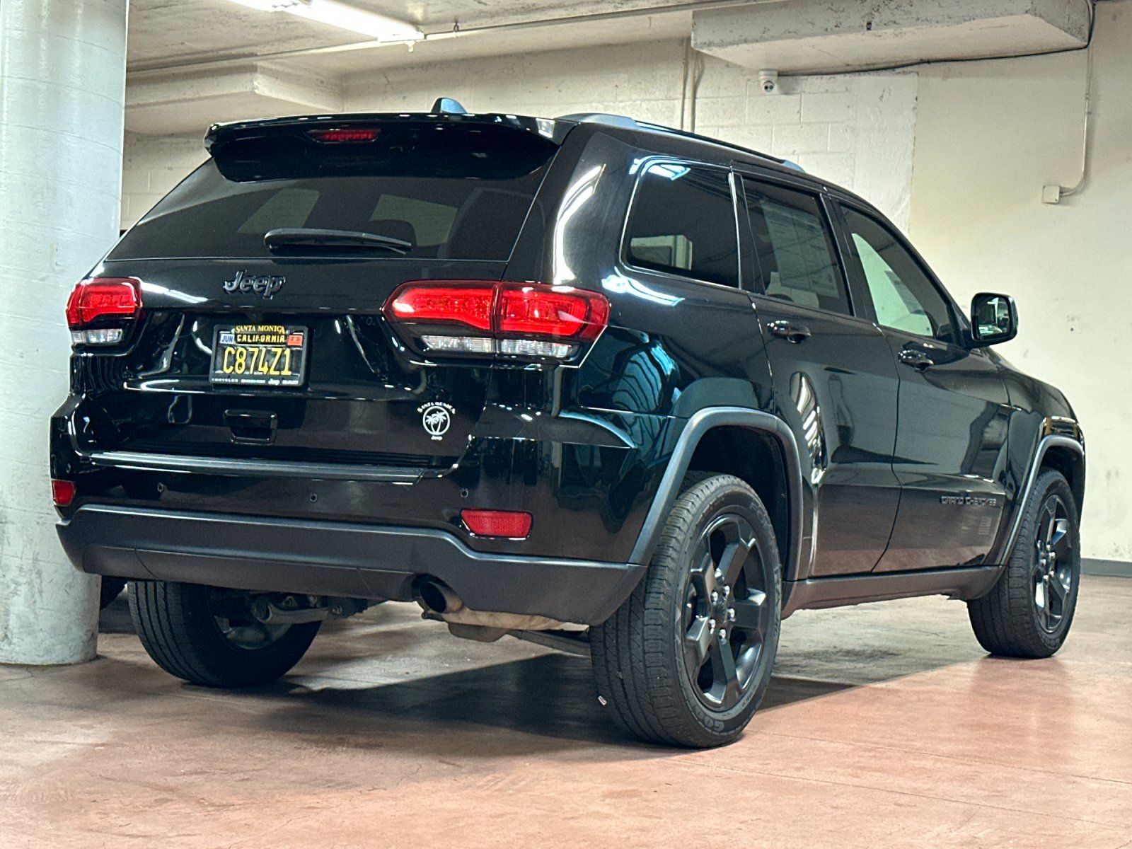 2021 Jeep Grand Cherokee Freedom Edition photo 4