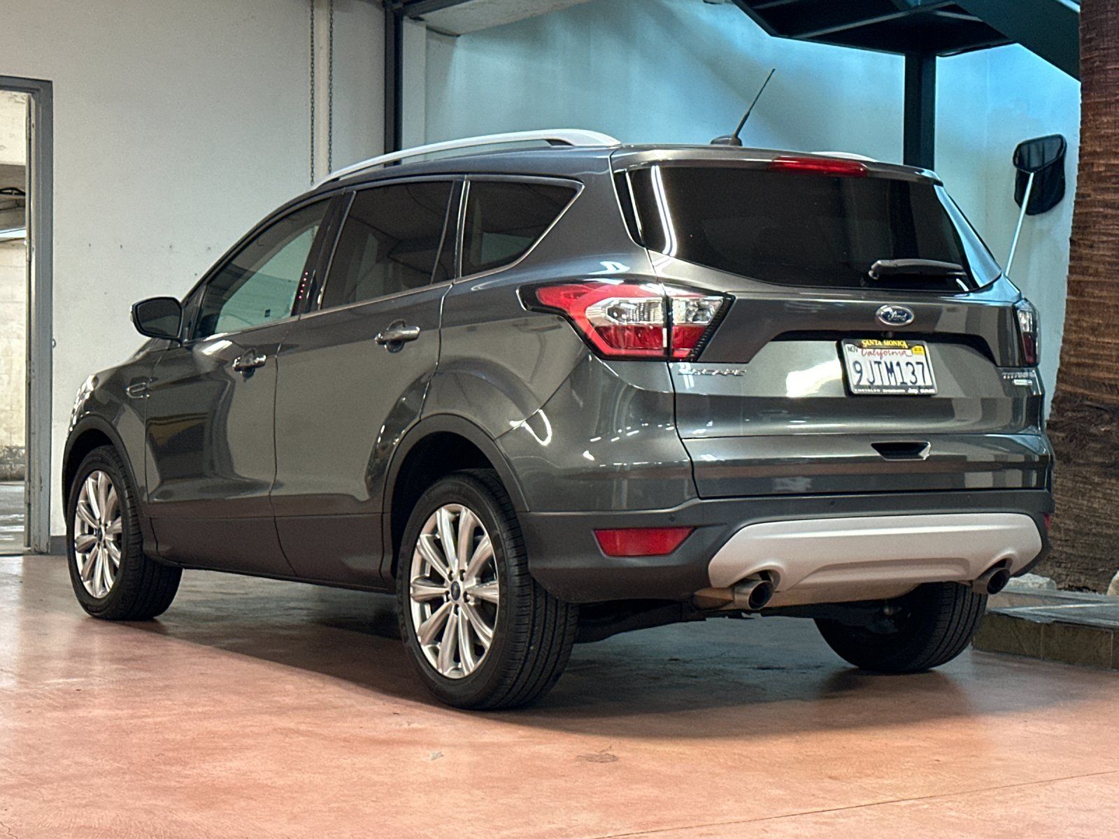 2017 Ford Escape Titanium photo 2