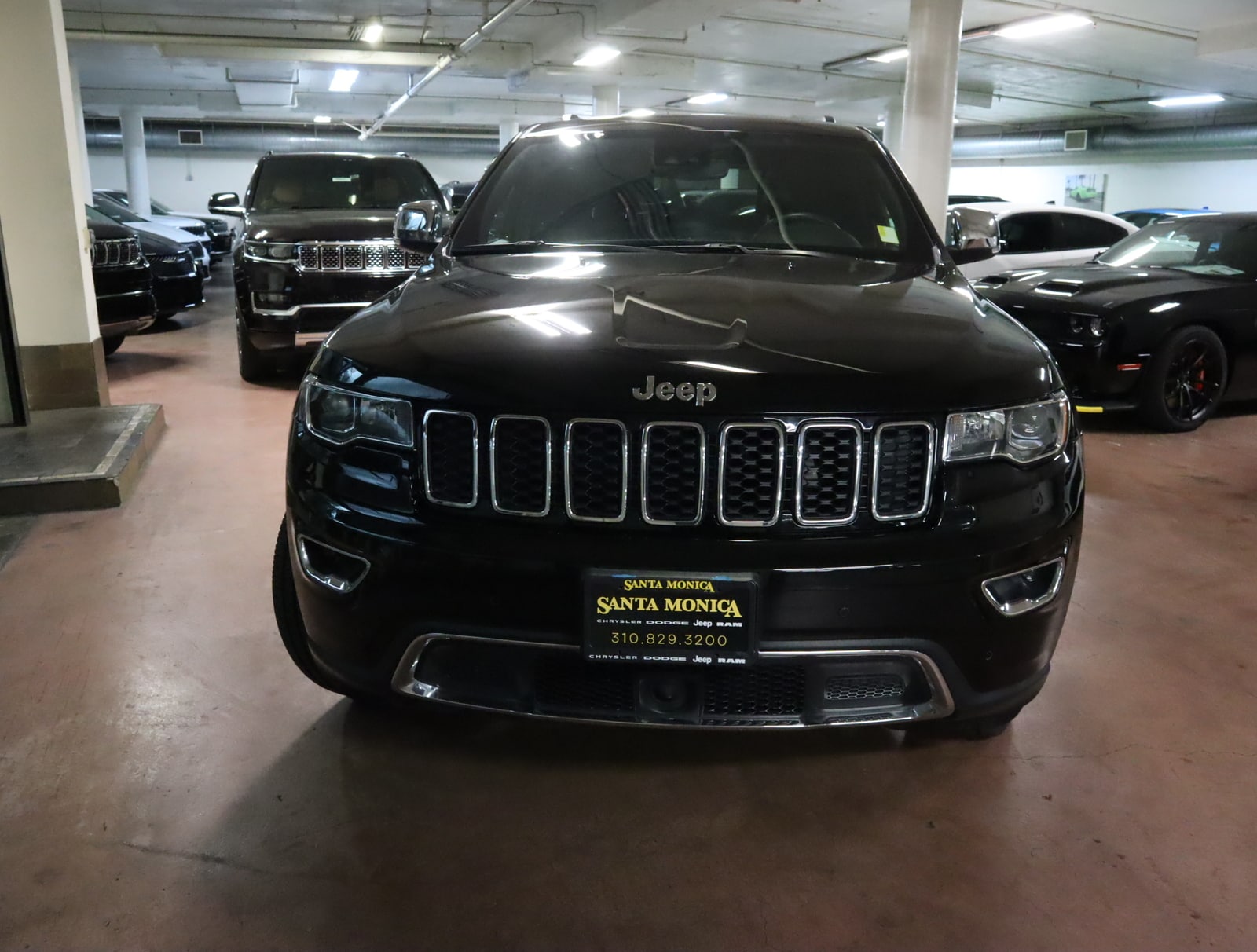 Used 2019 Jeep Grand Cherokee Limited with VIN 1C4RJEBG3KC732216 for sale in Santa Monica, CA