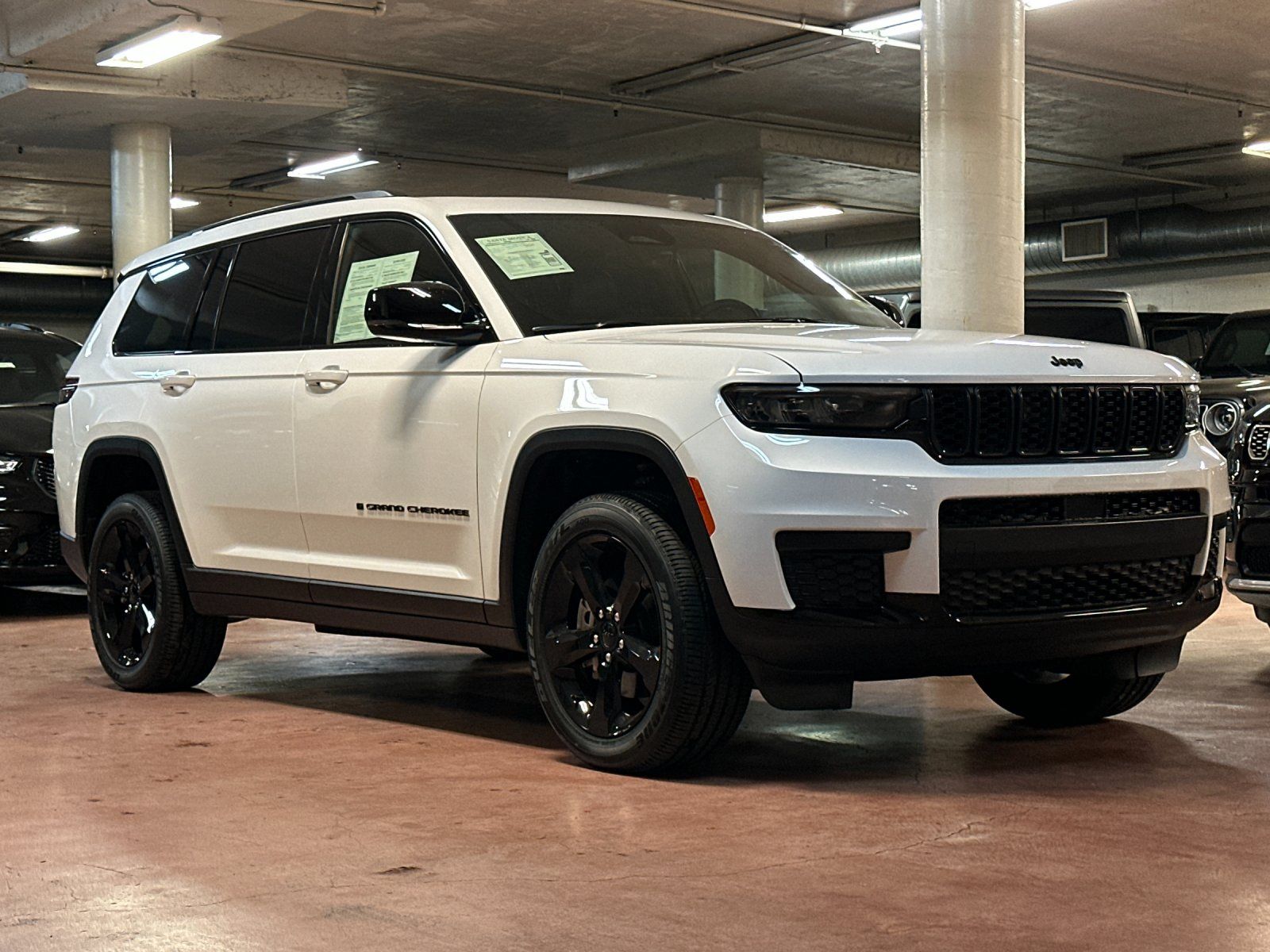 2025 Jeep Grand Cherokee L Altitude X photo 6