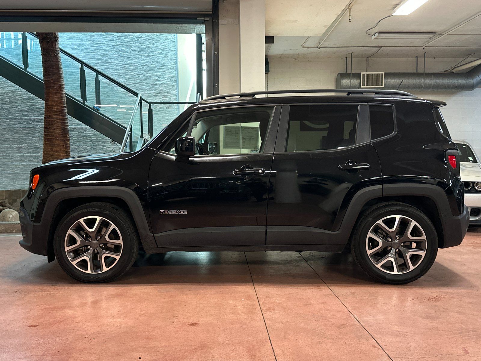 Used 2017 Jeep Renegade Latitude with VIN ZACCJABBXHPF97470 for sale in Santa Monica, CA