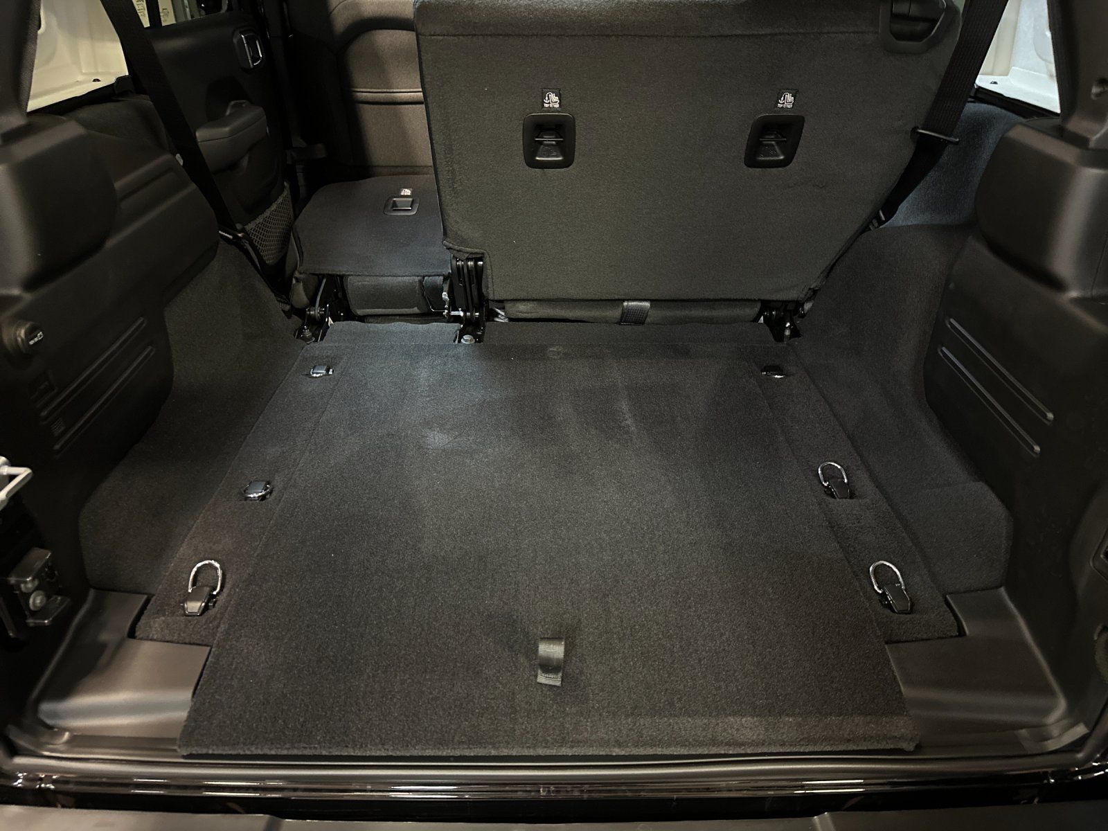 2025 Jeep Wrangler 4-Door Willys - Photo 14