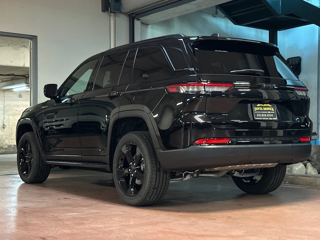 New 2025 Jeep Grand Cherokee ALTITUDE X 4X4 Sport Utility