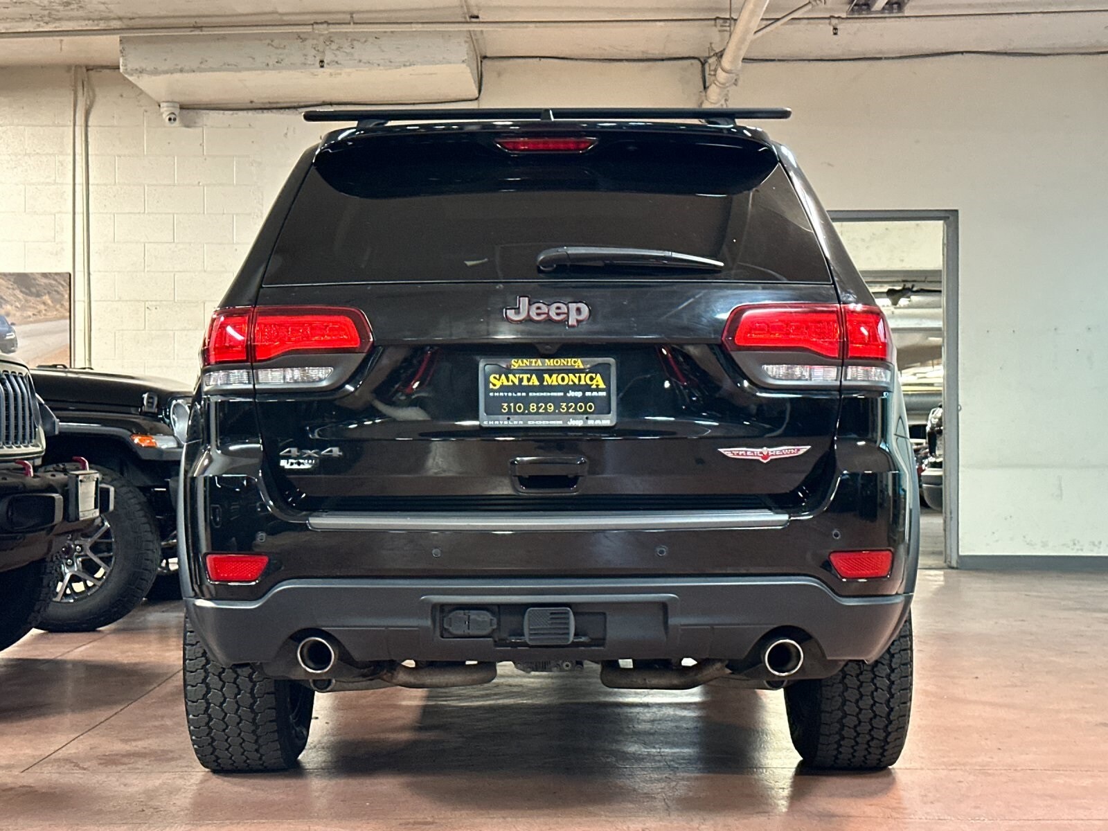 2020 Jeep Grand Cherokee Trailhawk photo 3
