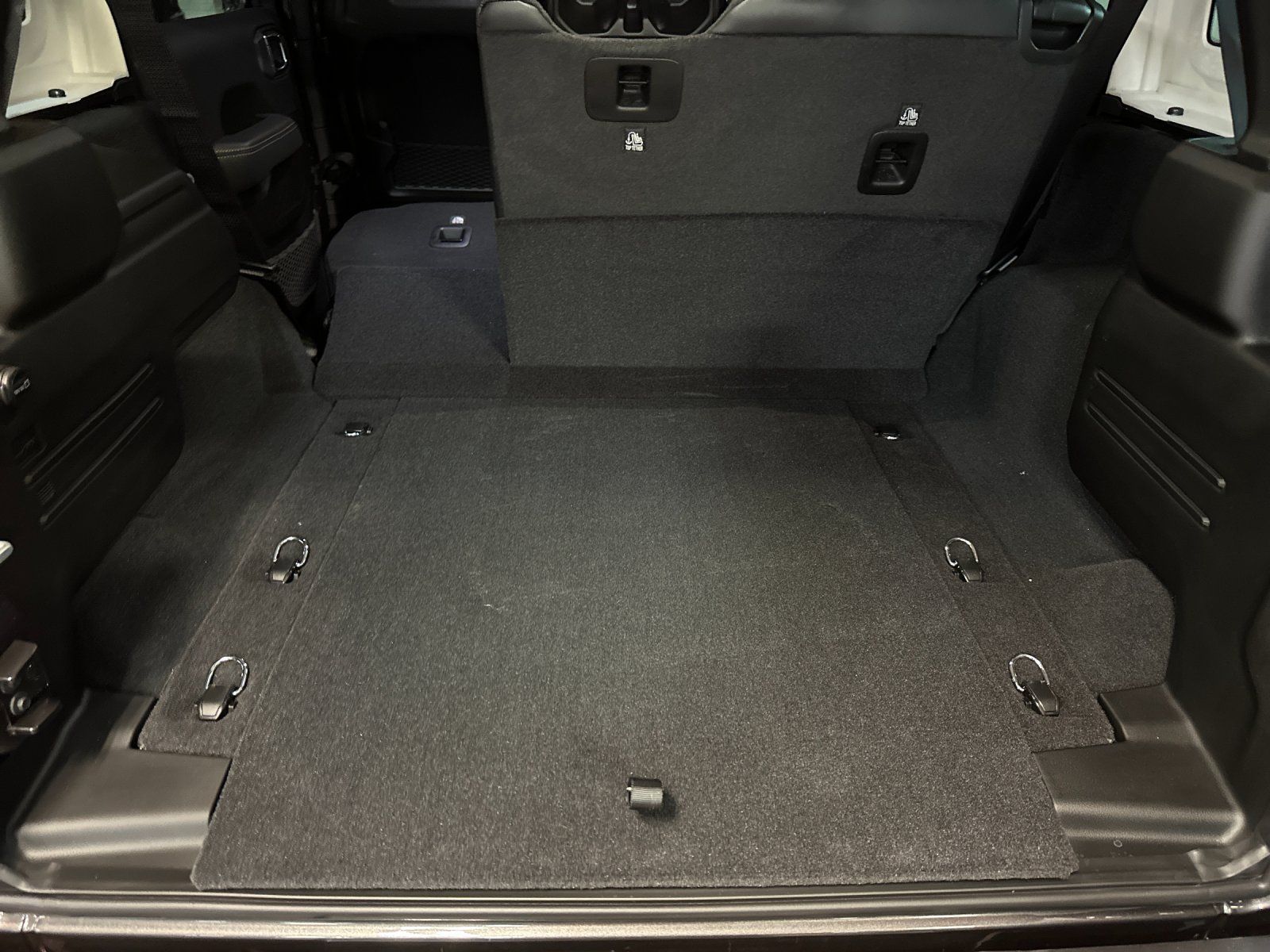 2025 Jeep Wrangler 4-Door Sahara - Photo 14