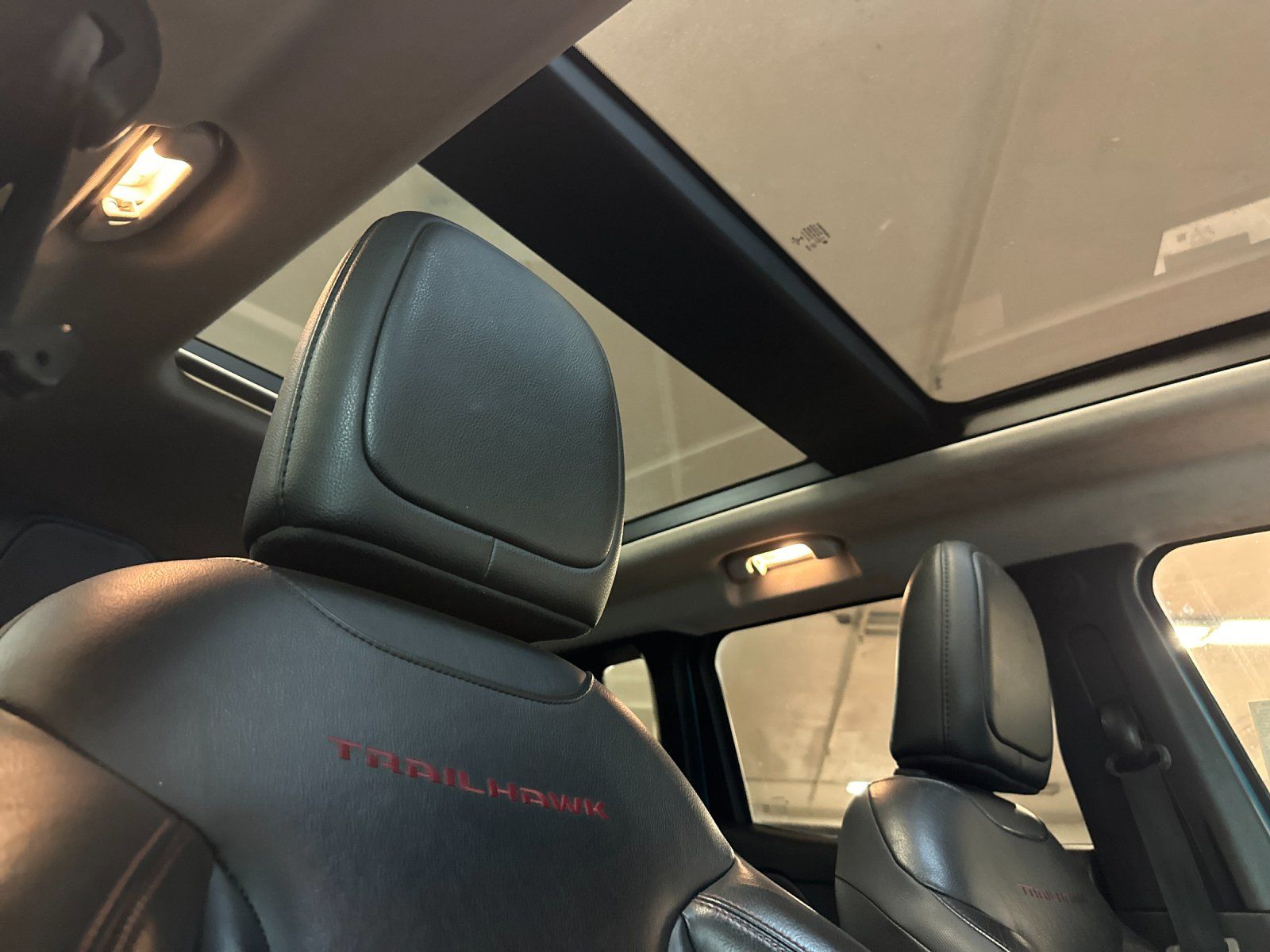2021 Jeep Renegade Trailhawk - Photo 16