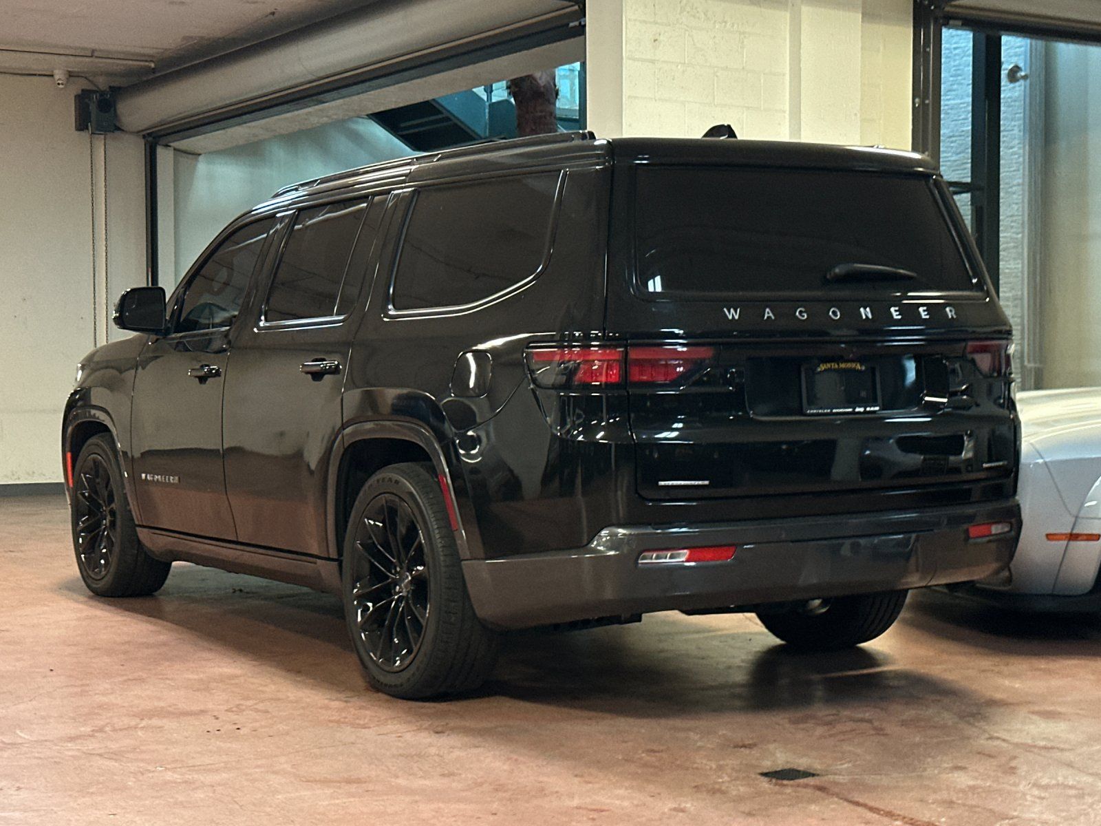 2022 Jeep Wagoneer Series III photo 2