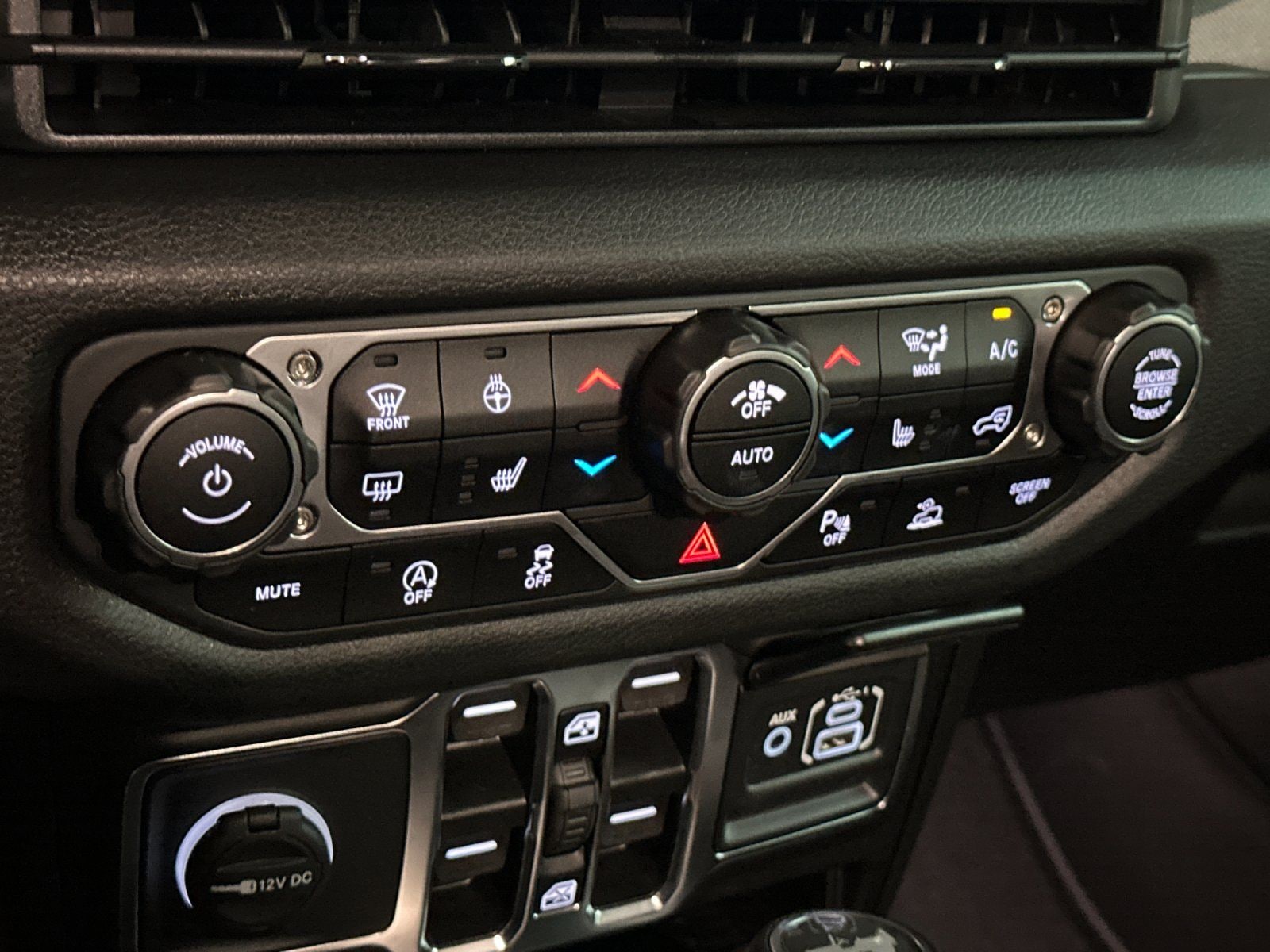 2025 Jeep Wrangler 4-Door Sport S - Photo 19